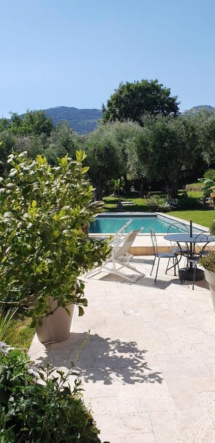 La Bastide Aux Oliviers Hotel Tourrettes-sur-Loup Exterior photo