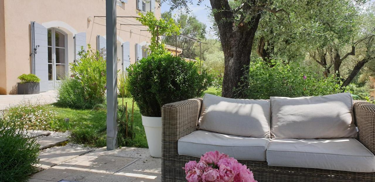 La Bastide Aux Oliviers Hotel Tourrettes-sur-Loup Exterior photo